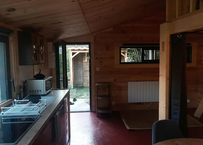 Avec Jardin Et Parking Proche Du Centre *