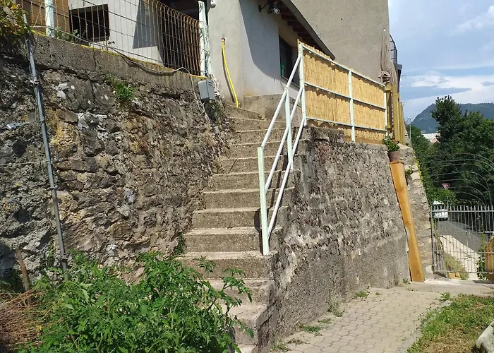 Διαμέρισμα Avec Jardin Et Parking Proche Du Centre Mende